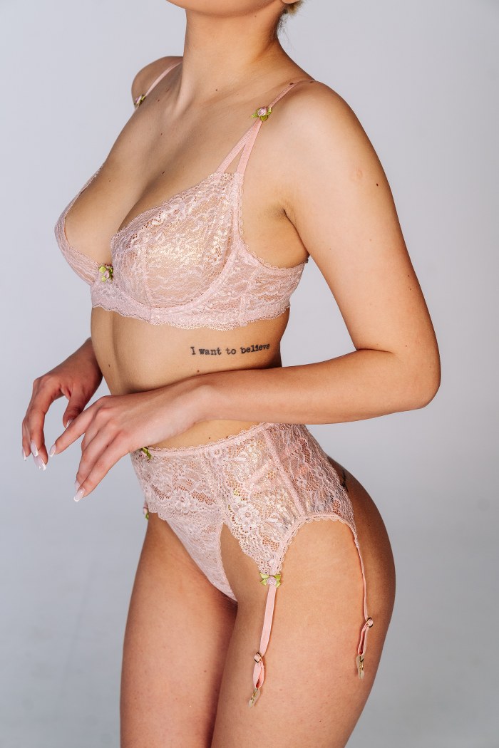 Rosie Suspender - Slika 2
